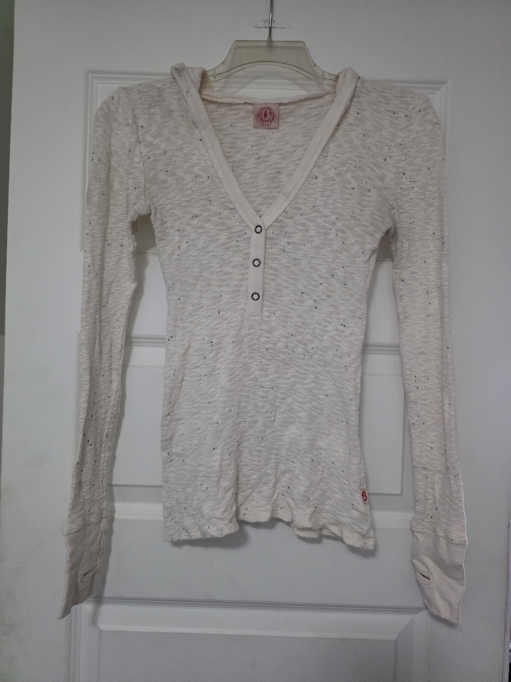 Curious Gypsy Cream Long sleeve henley Top worn by Bella Swan in Twilight NWOT